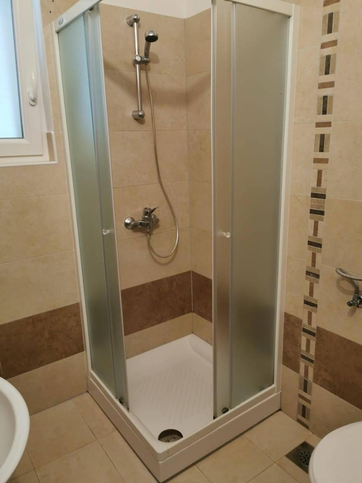 Apartments And Rooms نجيفيش الغرفة الصورة